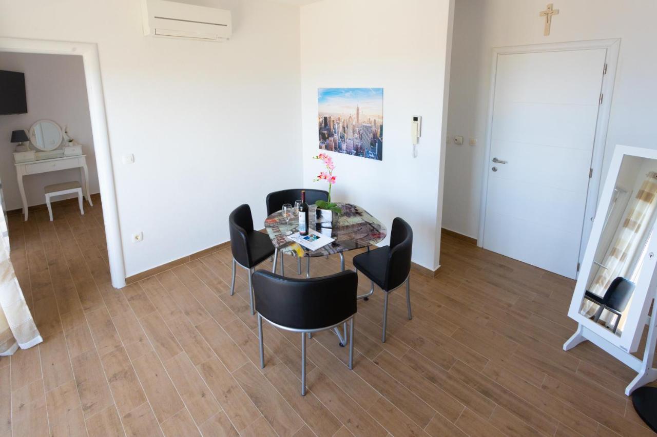 Apartments Jasa Deluxe Makarska Exterior foto